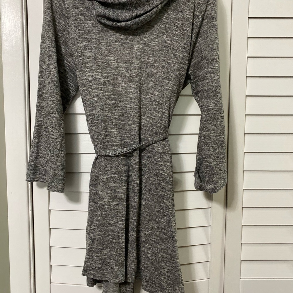 Joe Boxer Hooded Robe - Picture 2 of 3
